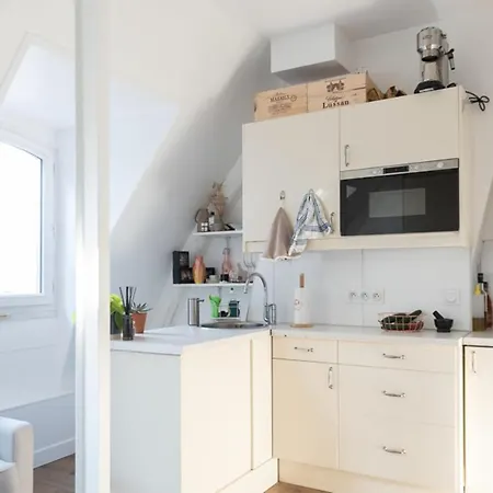 Bright With Beautiful View In Apartament
